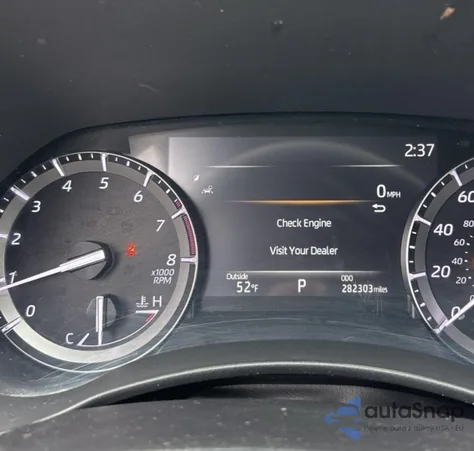 2021 Toyota Highlander Xle z USA, uszkodzony, nr VIN 5TDHZRBHXMS539180